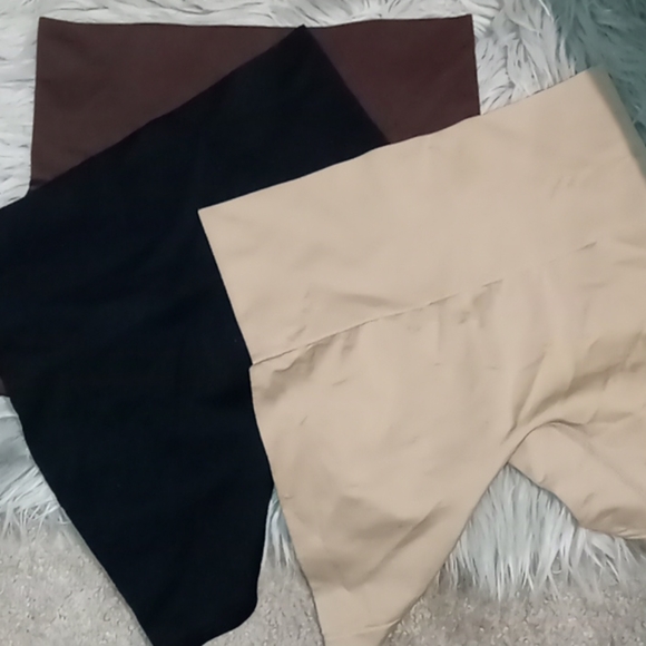 NWT Yummie Seamless Shaping Shortie 3-pack - Picture 3 of 3
